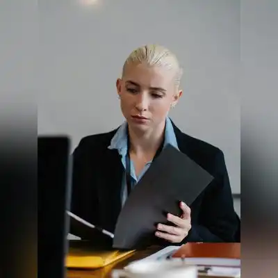 路仲远